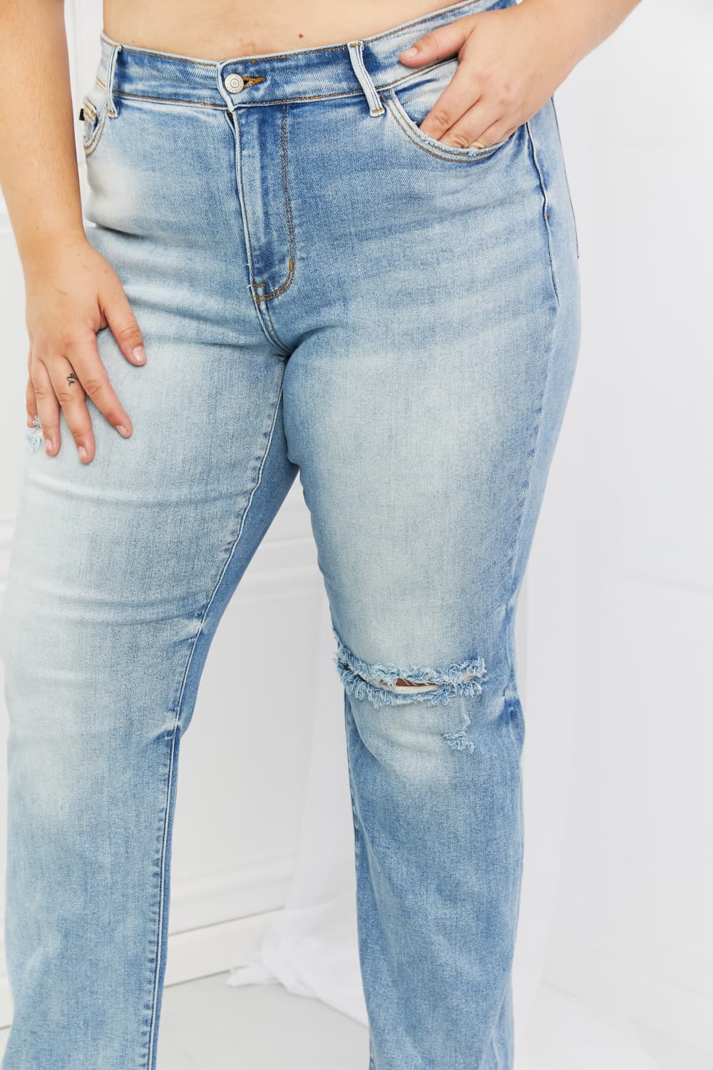 Judy Blue Natalie Full Size Distressed Straight Leg Jeans