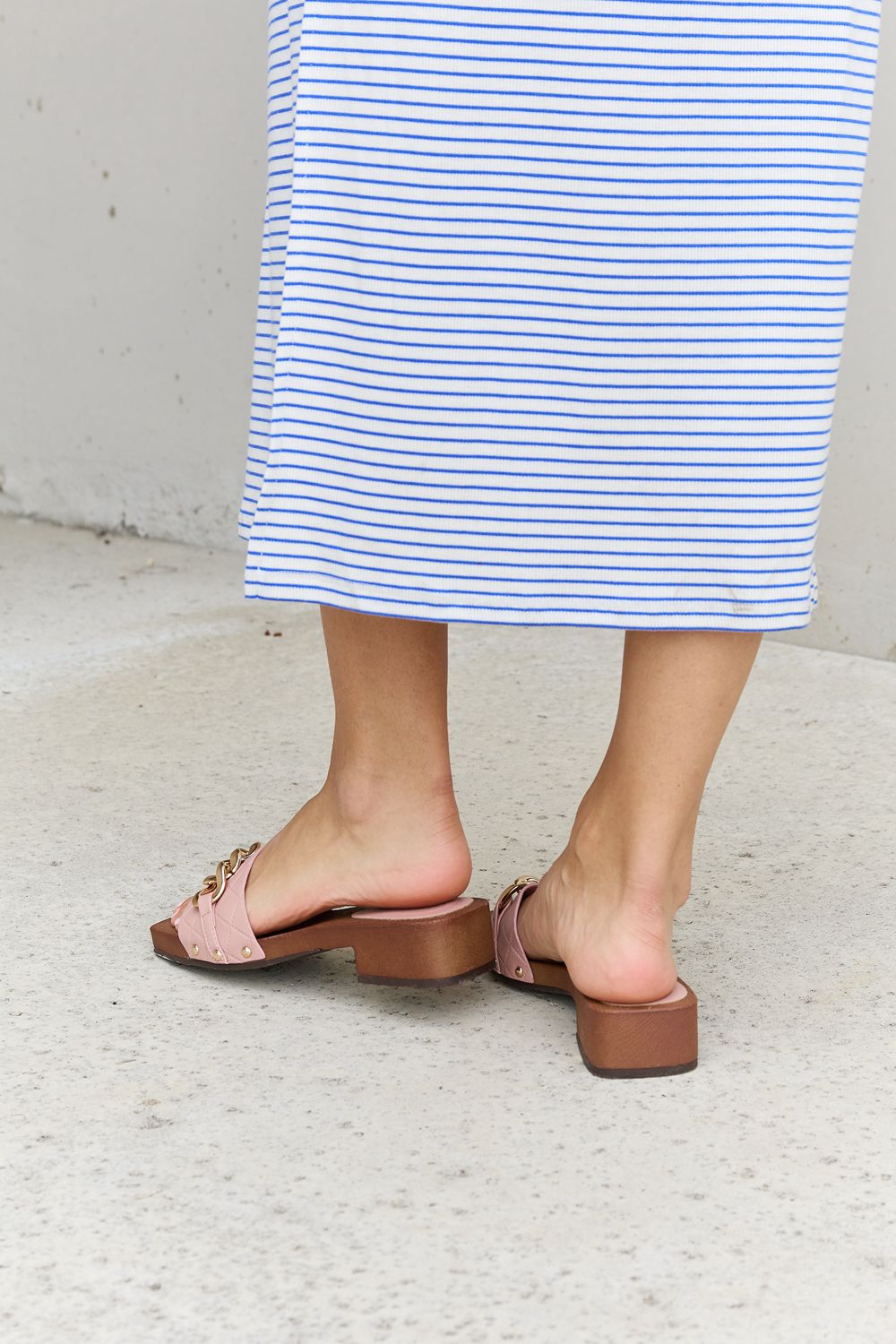 Forever Link Square Toe Chain Detail Clog Sandal in Blush